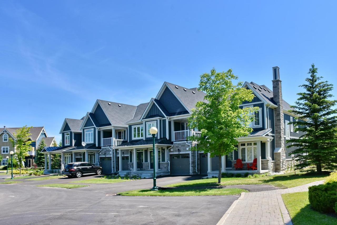 New Blue Mountain Village Snowbridge Executive Townhome Sleeps 10 With Outdoor Pool And Shuttle Nottawa المظهر الخارجي الصورة